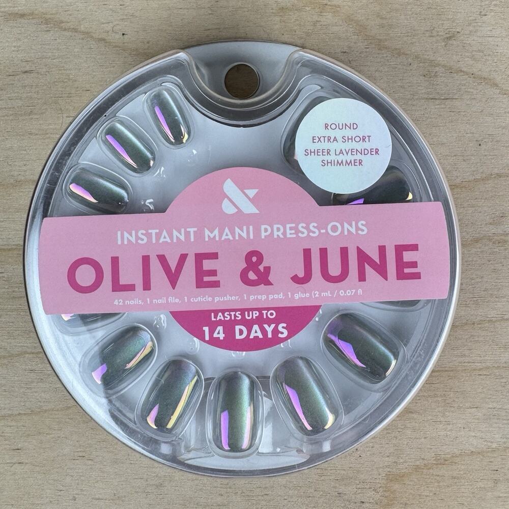 Olive & June EXTRA SHORT Sheer Lavender Shimmer Press On Nails set round